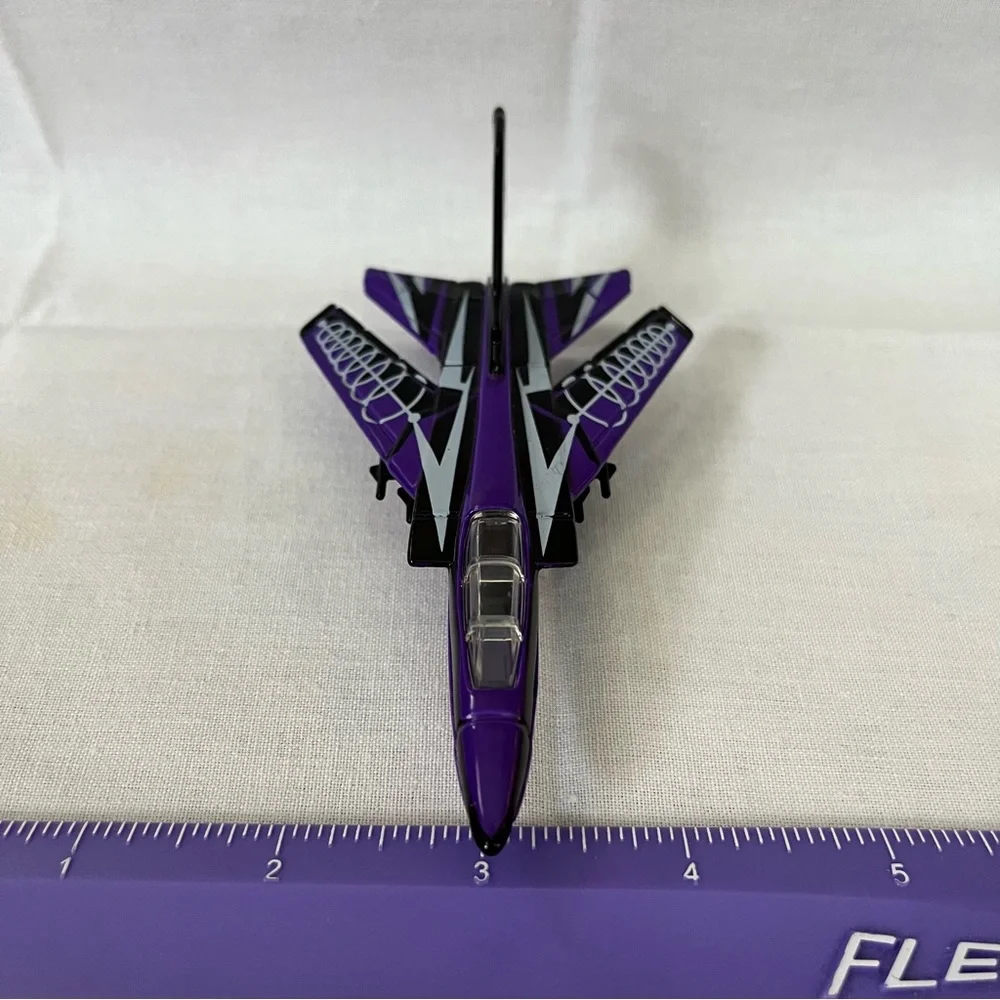 Matchbox Tornado SB 22 2000 Plane